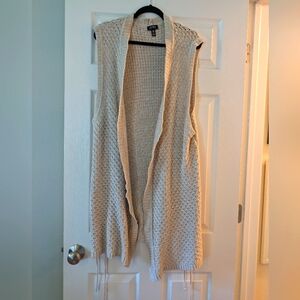 Jones New York Cream Knit Vest Classic Style